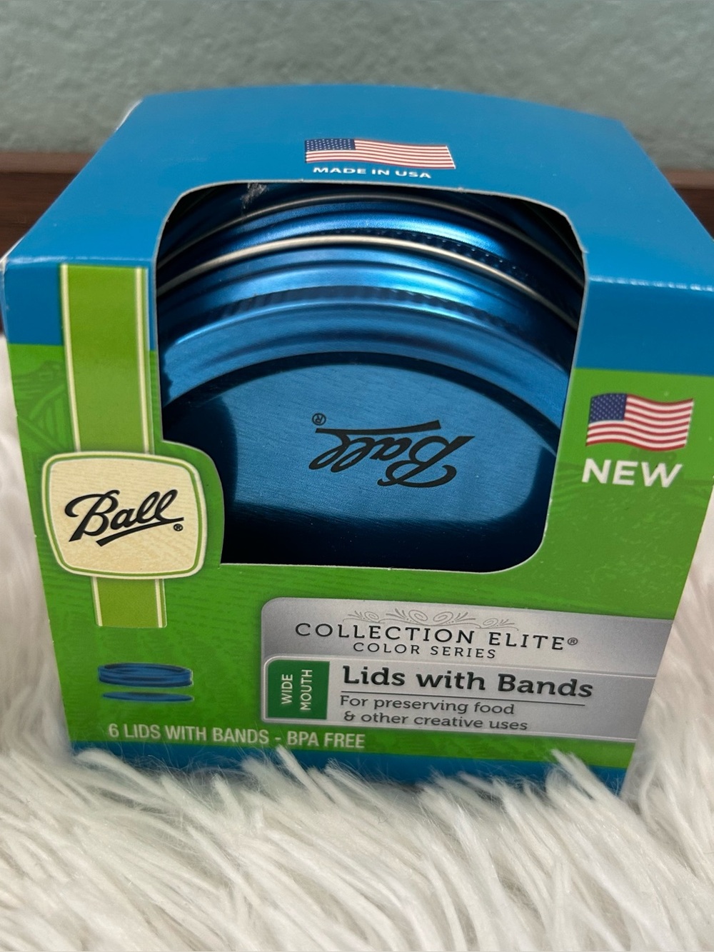 Ball Collection Elite Color Series Blue Wide Mouth Lids and Bands
Set of 6
NEW